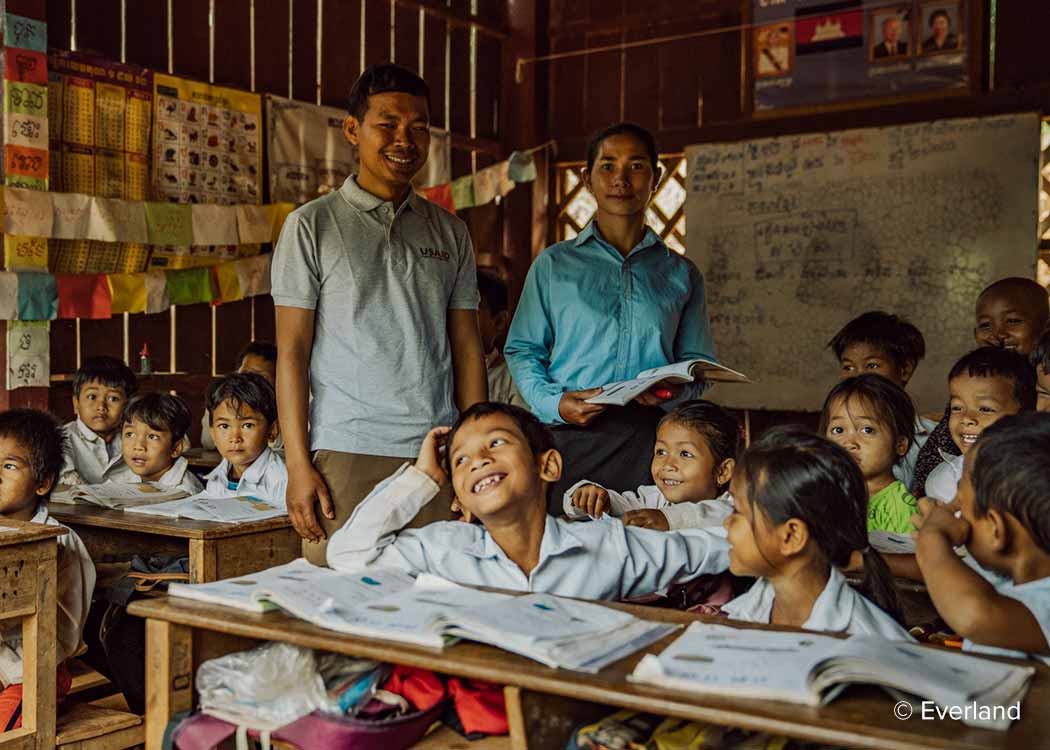 Schoolchildren, Keo Seima carbon offset project