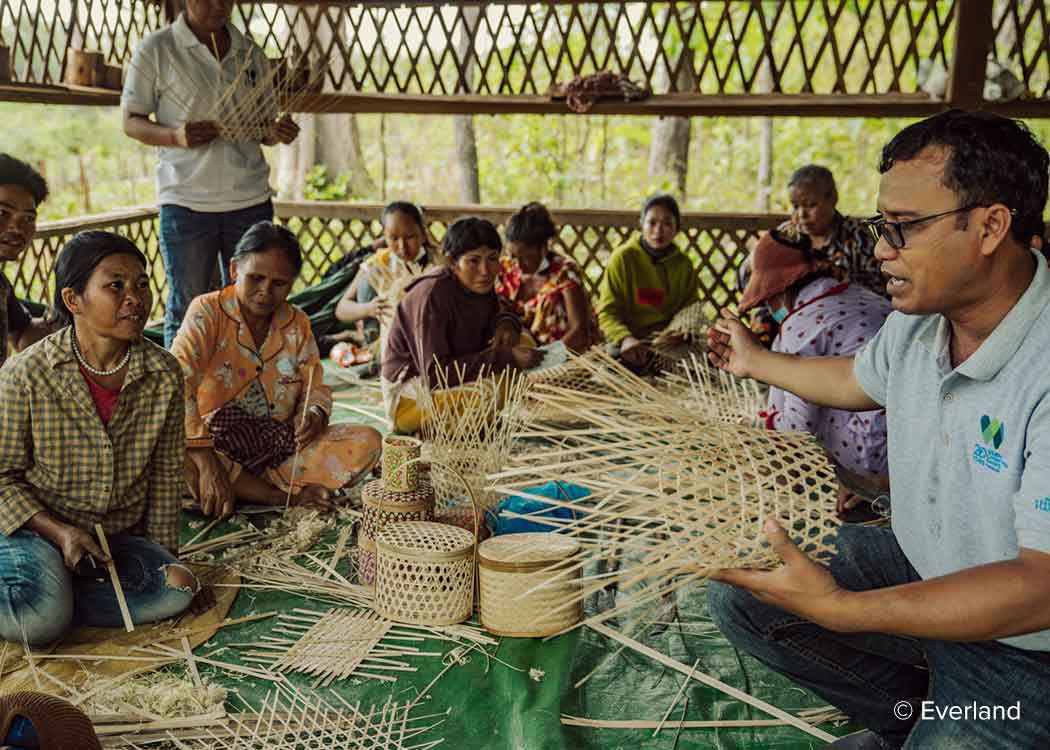 Weaving class, Keo Seima carbon offset project