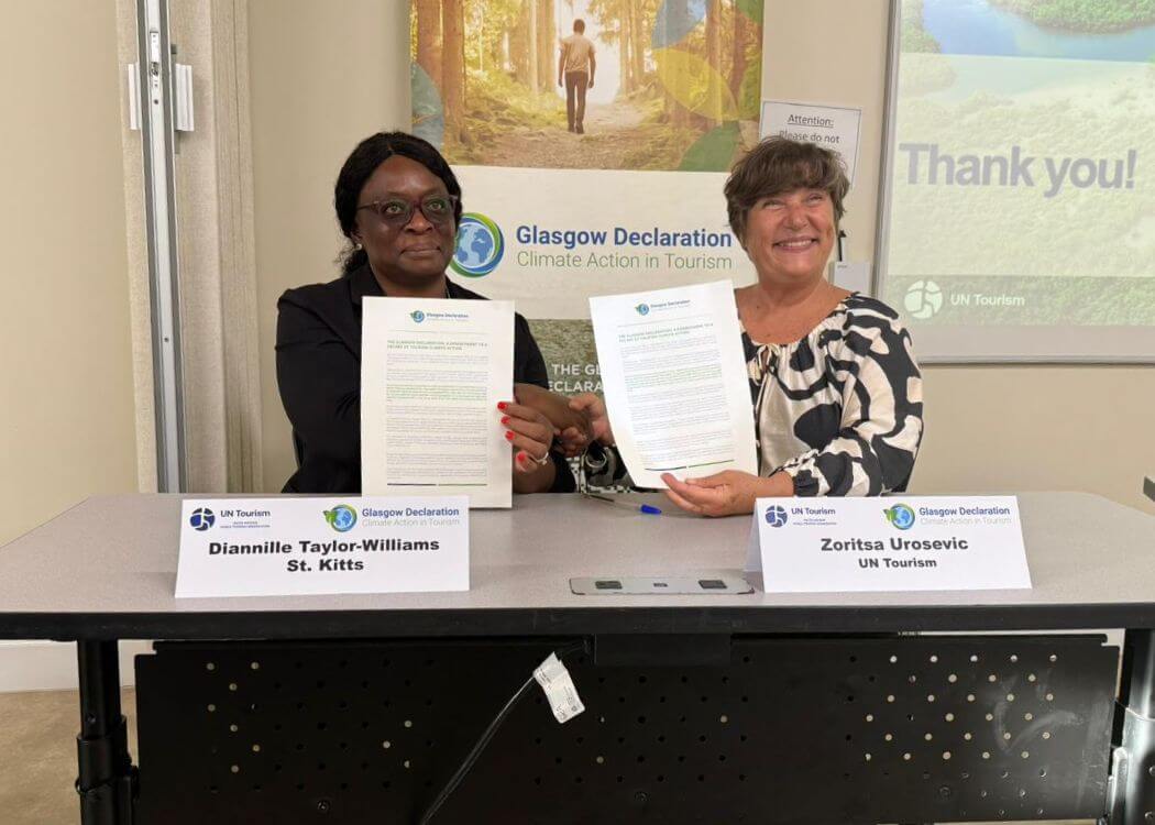 Diannille Taylor-Williams signs the Glasgow Declaration on behalf of St. Kitts